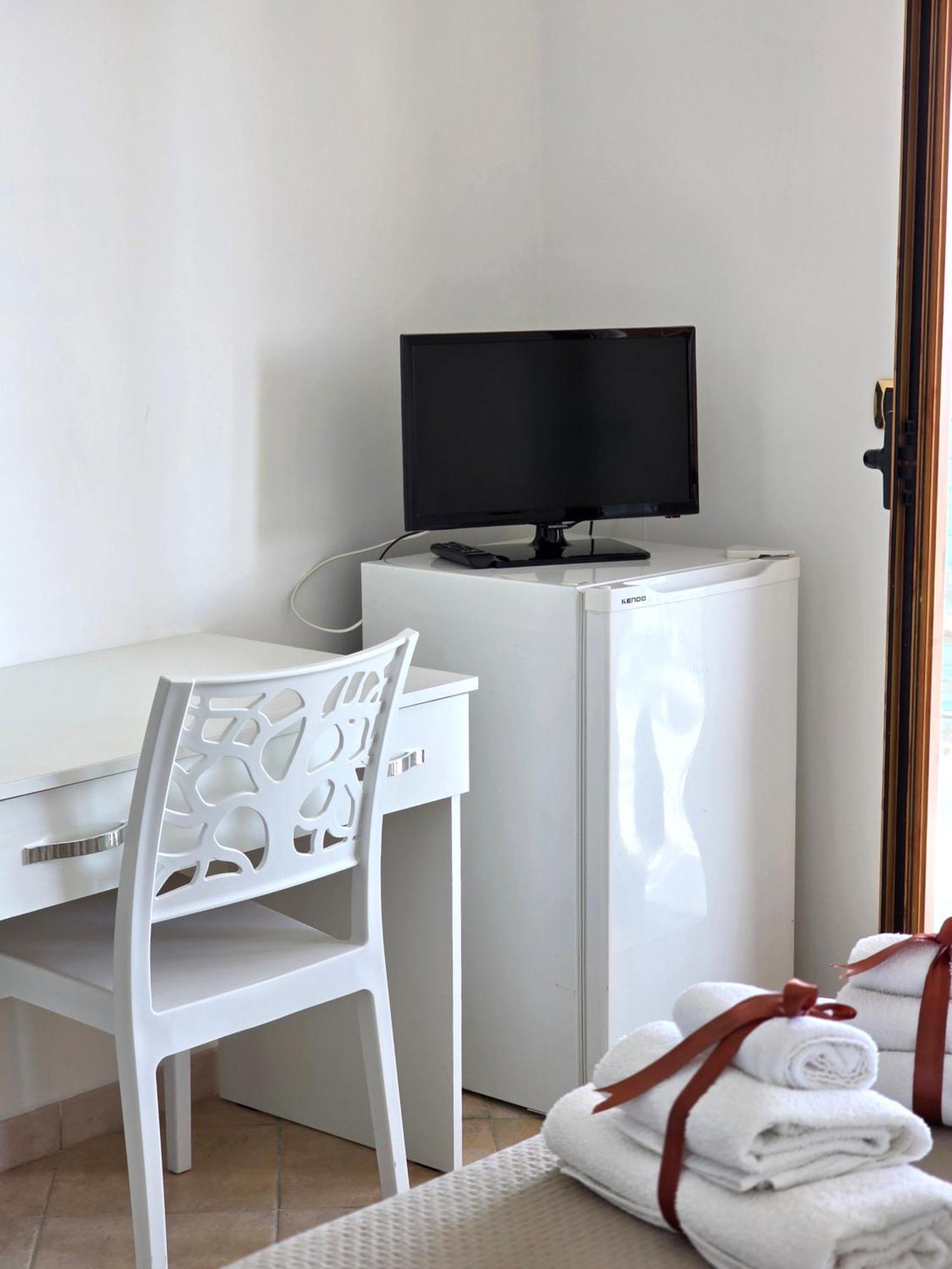 Oasi Relais Bed & Breakfast วีโกเอเกวนเซ ภายนอก รูปภาพ