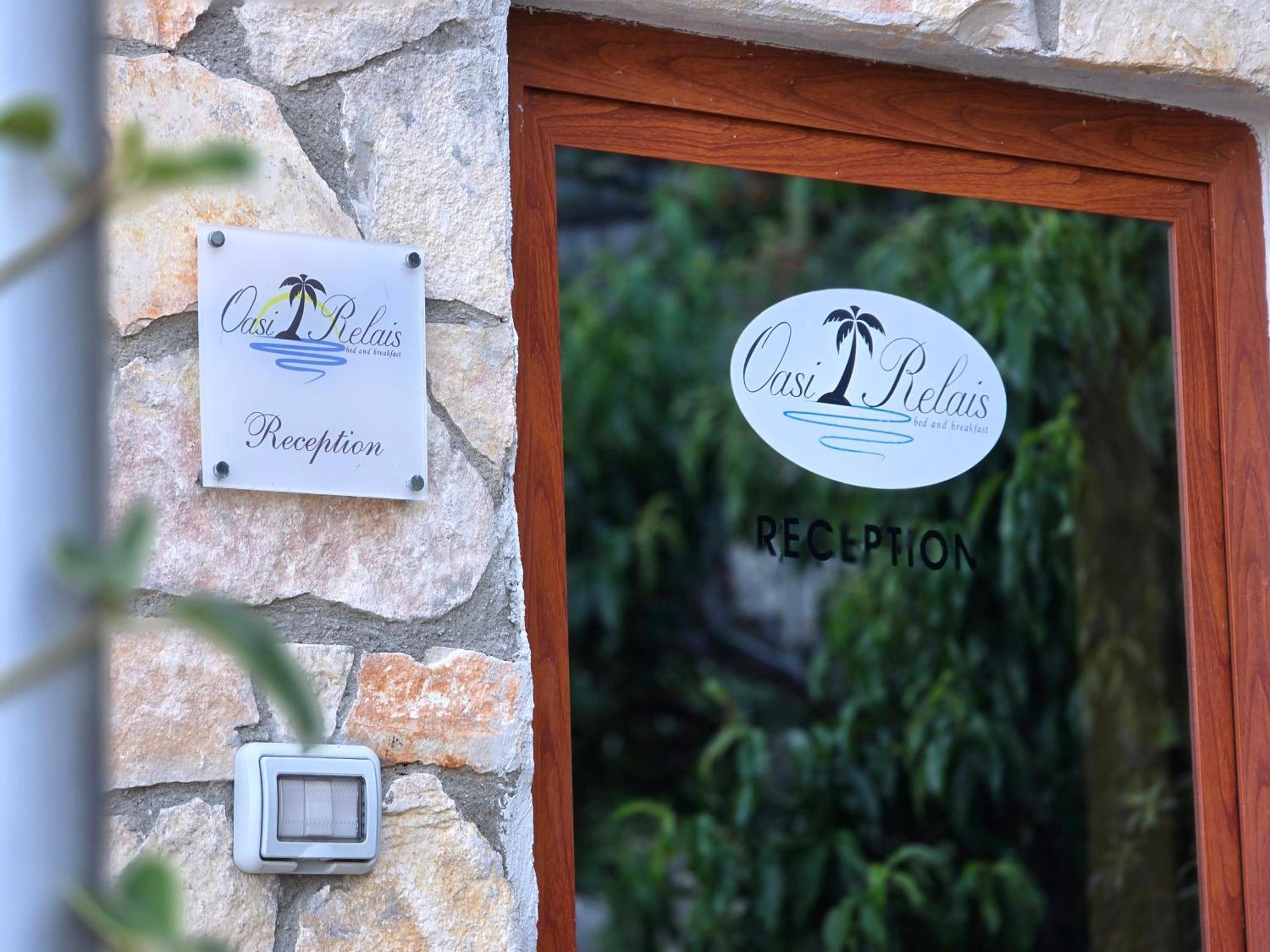 Oasi Relais Bed & Breakfast วีโกเอเกวนเซ ภายนอก รูปภาพ