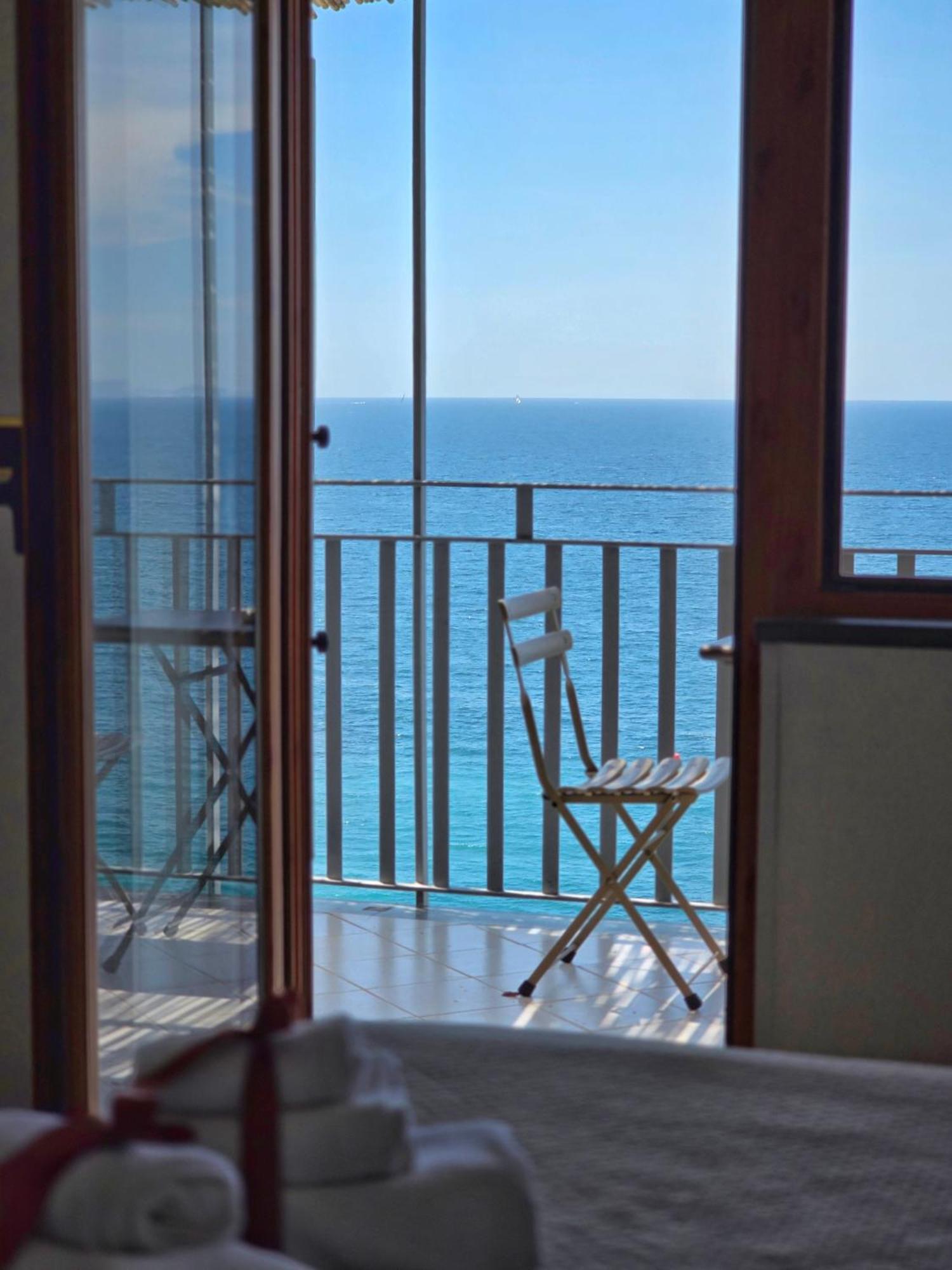 Oasi Relais Bed & Breakfast วีโกเอเกวนเซ ภายนอก รูปภาพ