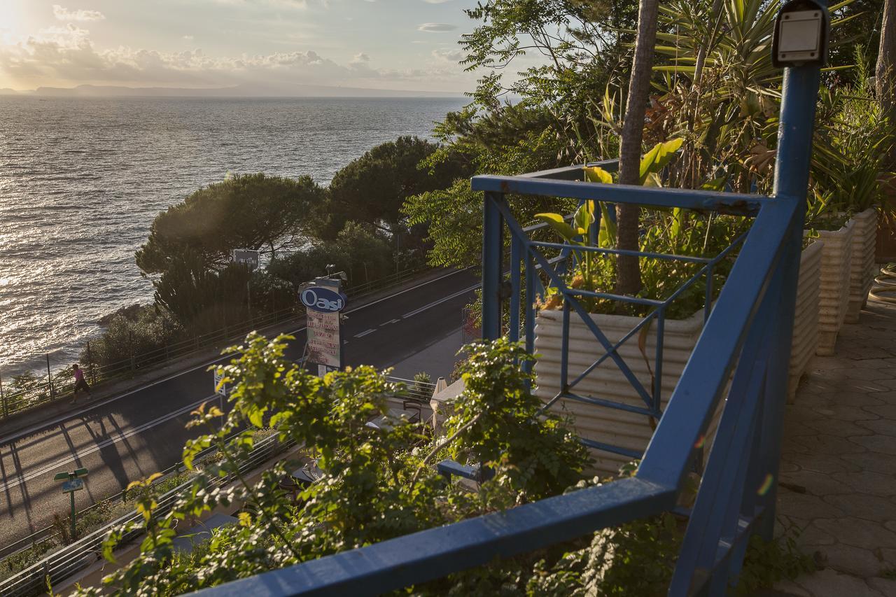 Oasi Relais Bed & Breakfast วีโกเอเกวนเซ ภายนอก รูปภาพ